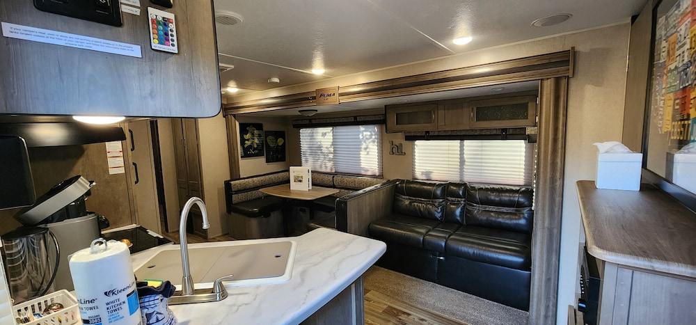 Emberglow Outdoor Resort photo 79
