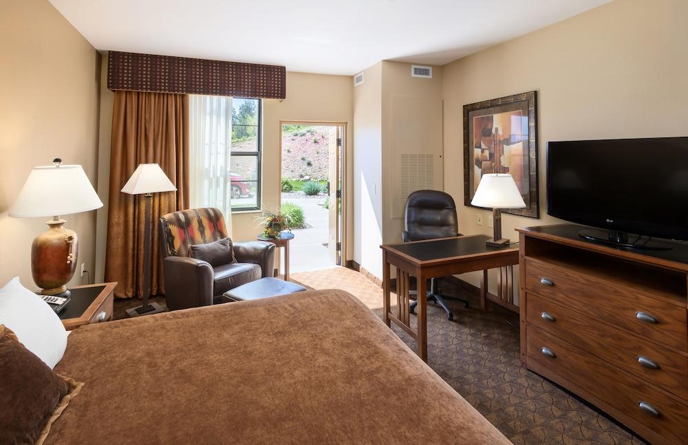 The Lodge at Deadwood Gaming Resort photo 12