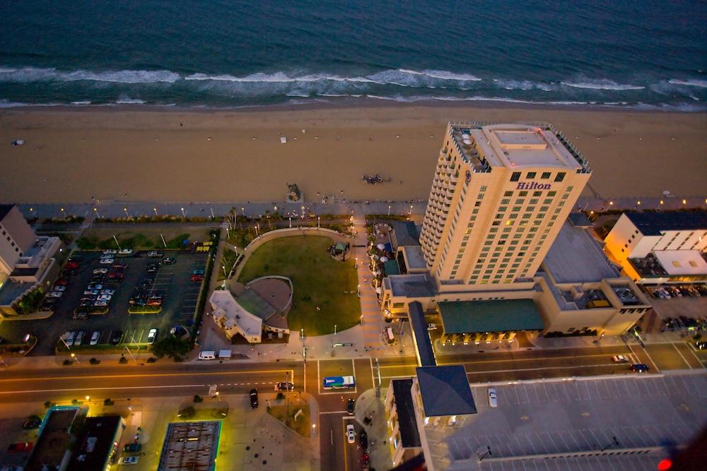 Hilton Virginia Beach Oceanfront photo 17