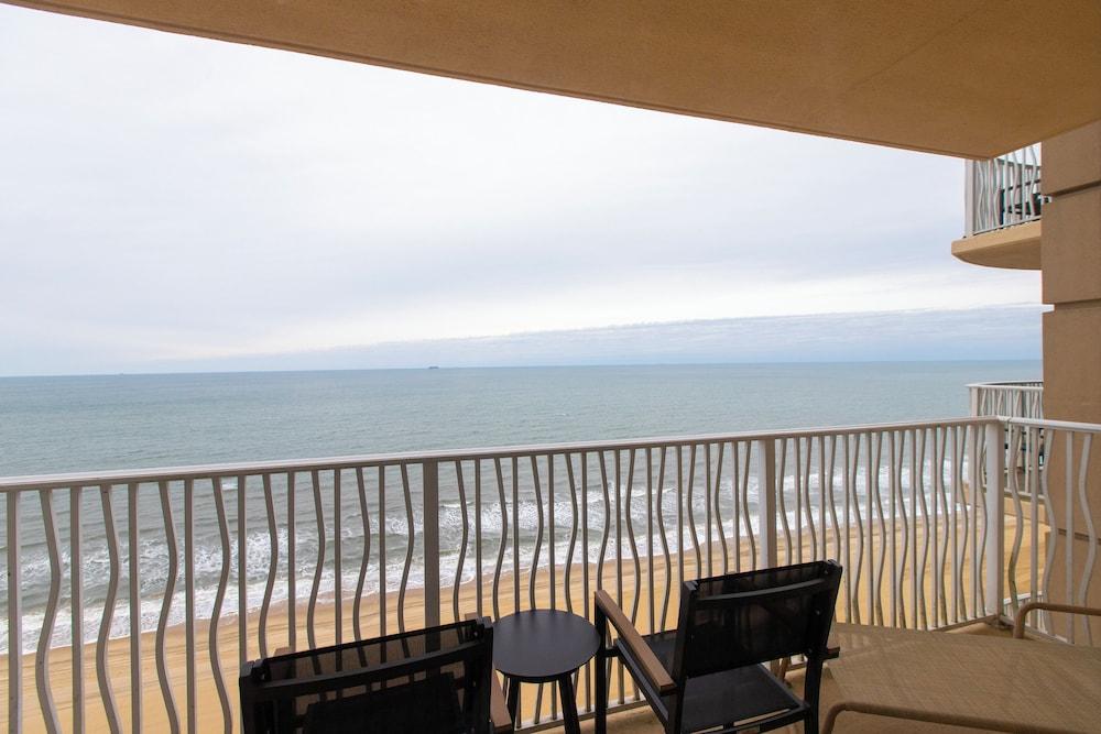 Hilton Virginia Beach Oceanfront photo 86