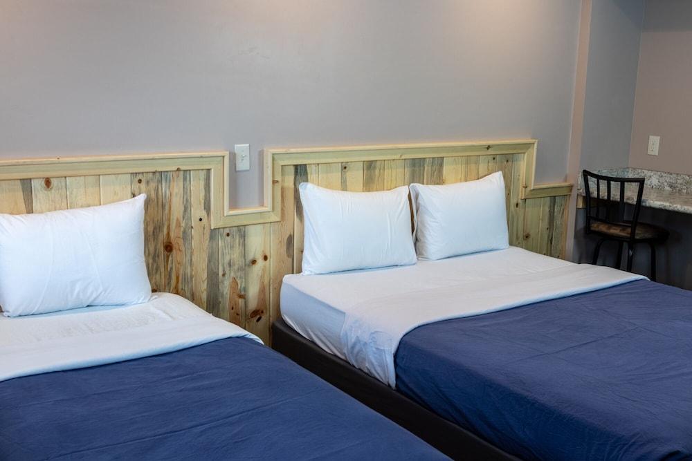 Prospector Motel photo 16