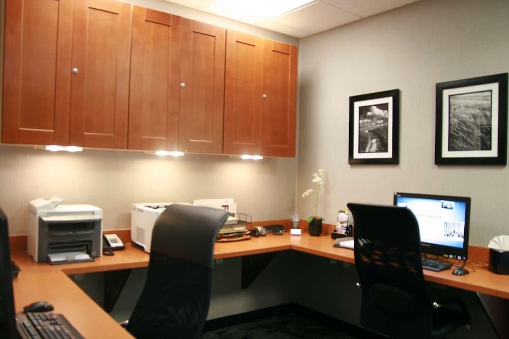Hampton Inn Stafford/Quantico & Conference Center photo 34