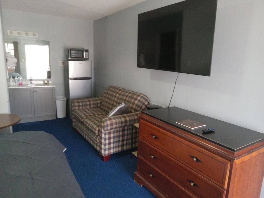 Western Hills Motel photo 16