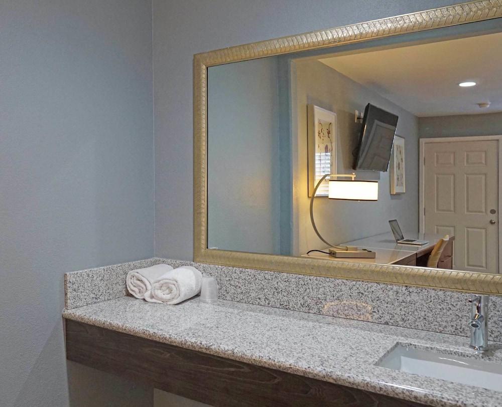 Del Mar Motel photo 7