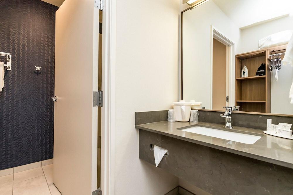 Fairfield Inn by Marriott St. George photo 14