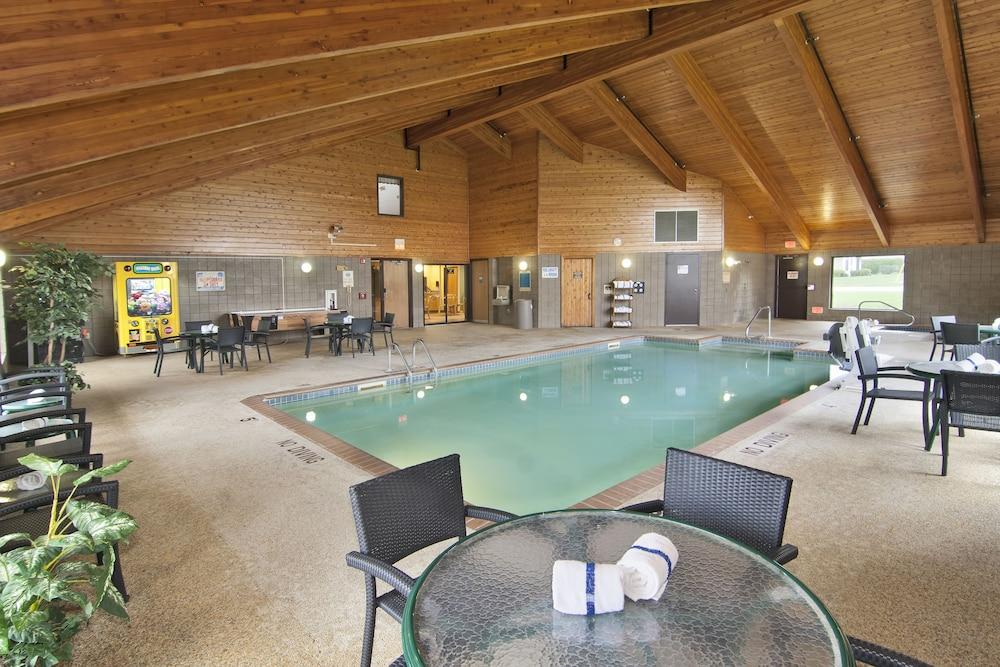 Boarders Inn & Suites by Cobblestone Hotels - Faribault photo 25