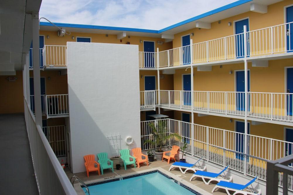 Seaside Inn photo 15