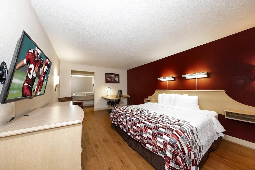 Quality Inn & Suites photo 10
