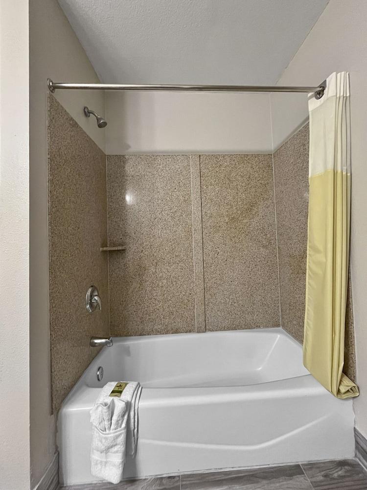Rodeo Lodge photo 9