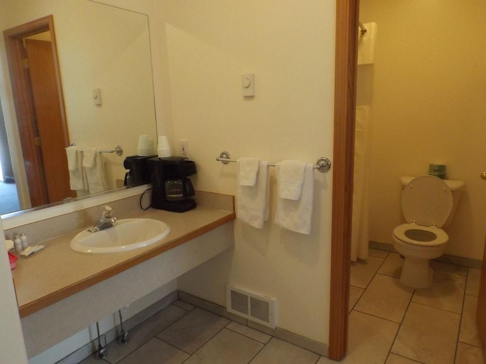 Clark Fork Lodge photo 14