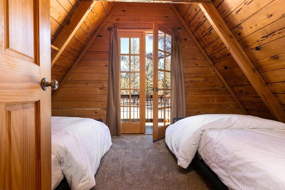 Chalet View Lodge photo 25