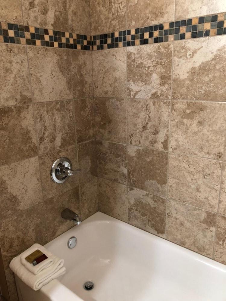 Hotel Expedition photo 30