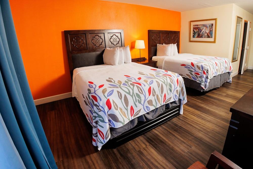 Garnet Inn & Suites, Orlando photo 72
