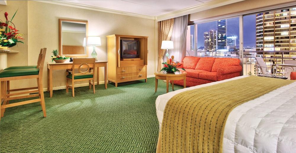 Waikiki Marina Resort at the Ilikai photo 15