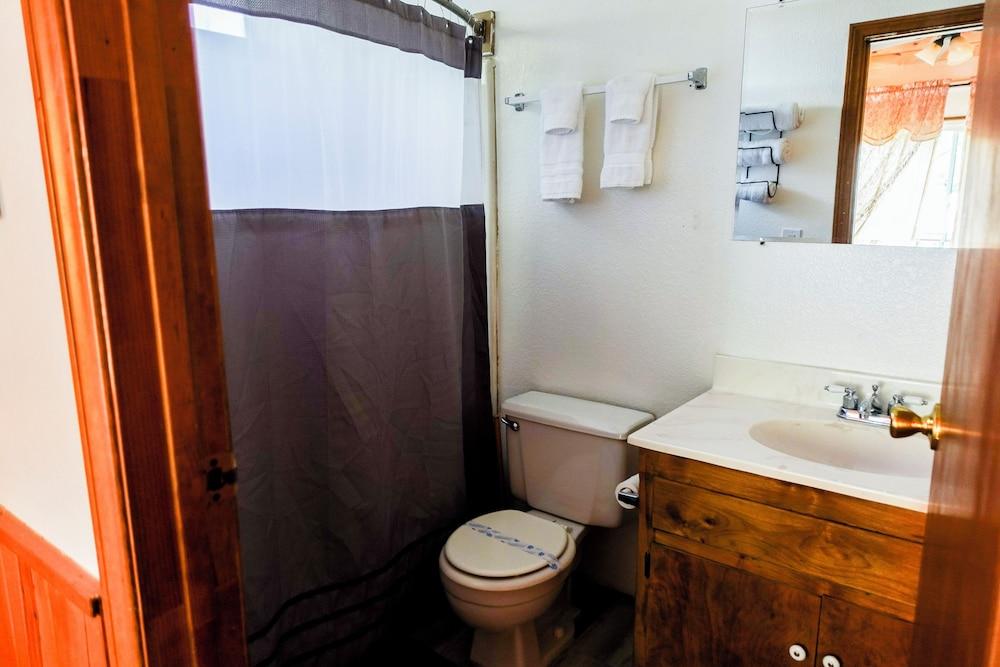Sleepy Hollow Cabins and Hotel photo 66