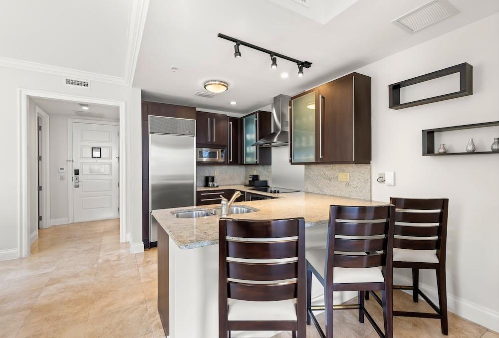 Ocean Front 2BR Residence photo 20
