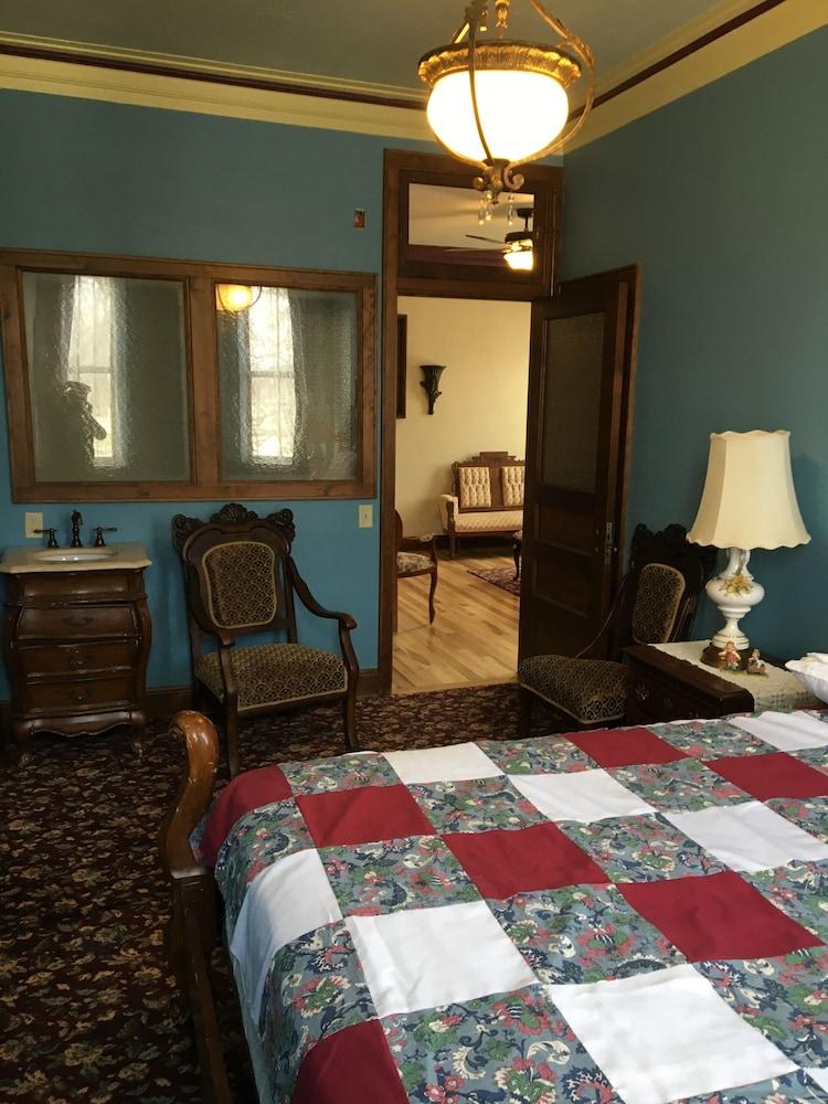 Cambridge Inn on Main photo 4