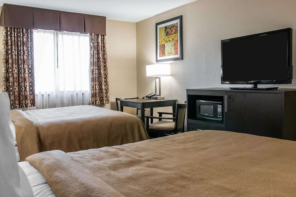 Quality Inn Grand Rapids South-Byron Center photo 13
