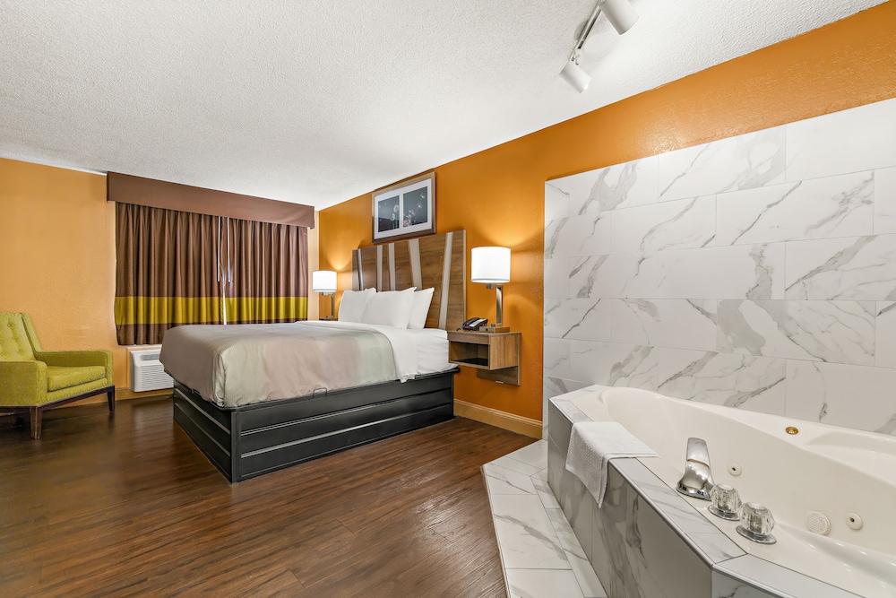 Quality Inn & Suites Corinth West photo 30