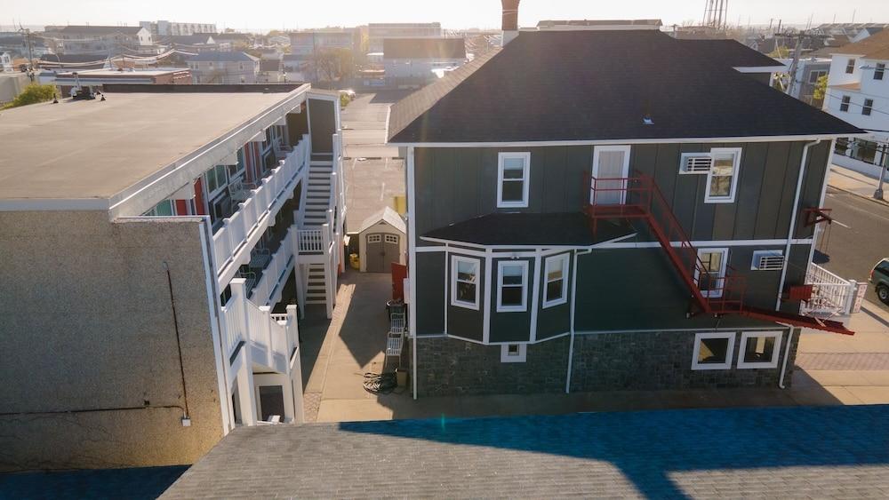 Seaside Sands Inn photo 5