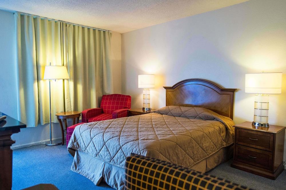 Stardust Motel Redding photo 8