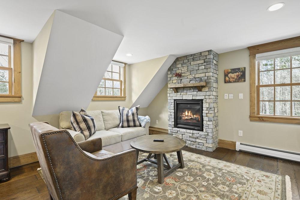 Brook Bound Inn photo 97