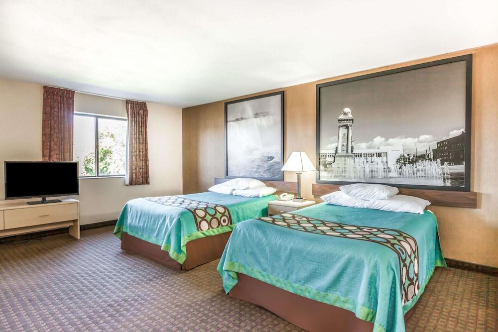 Super 8 by Wyndham Liverpool/Clay/Syracuse Area photo 19