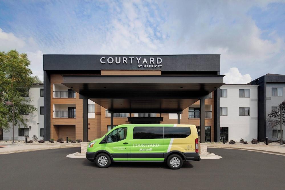 Courtyard by Marriott Grand Rapids Airport photo 26