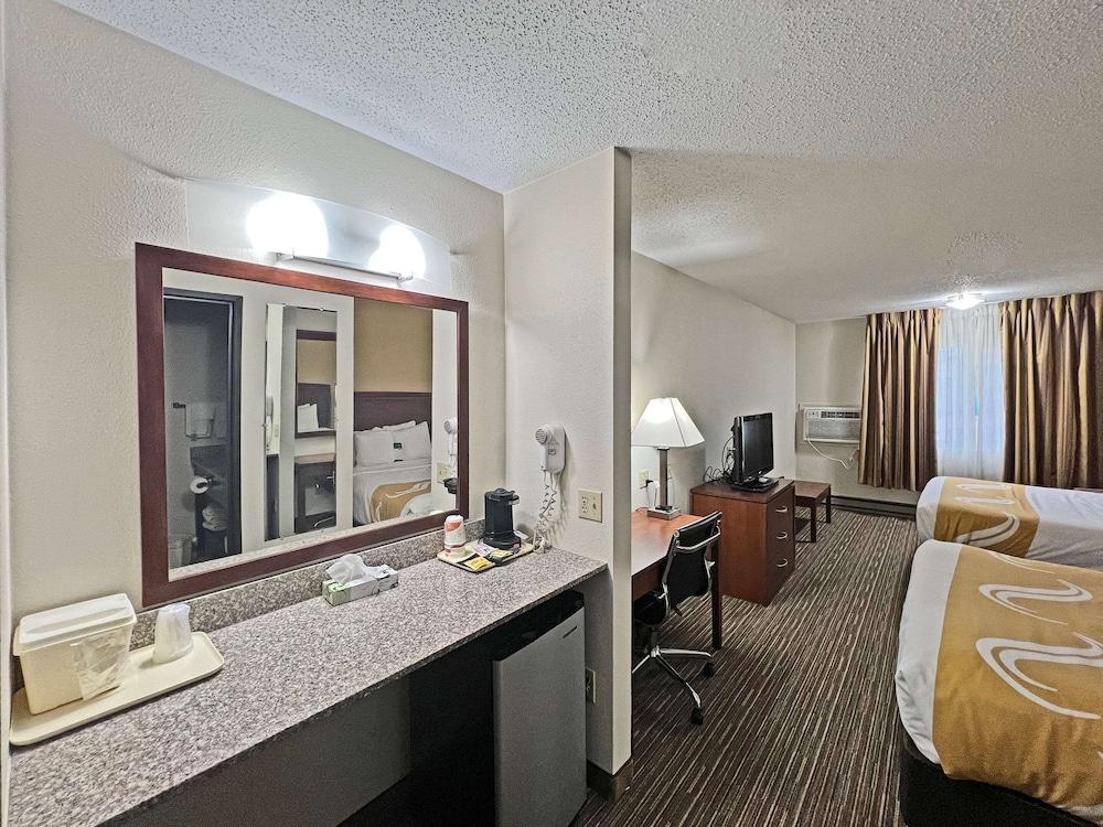 Quality Inn Mitchell I-90 photo 50
