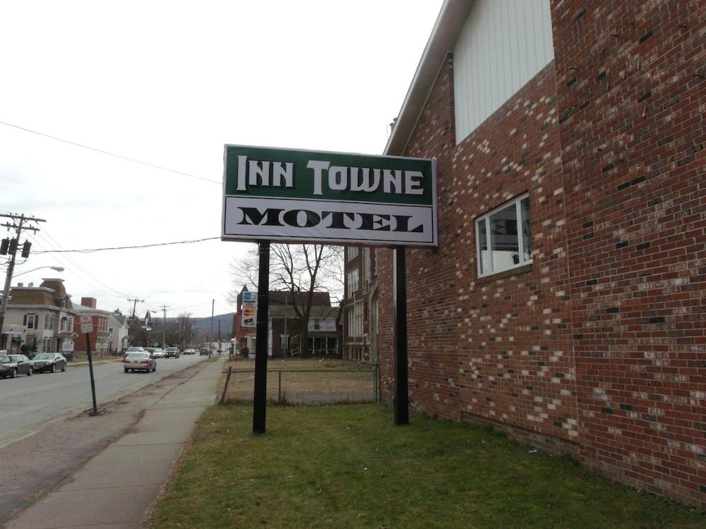 Inn Towne Motel photo 18