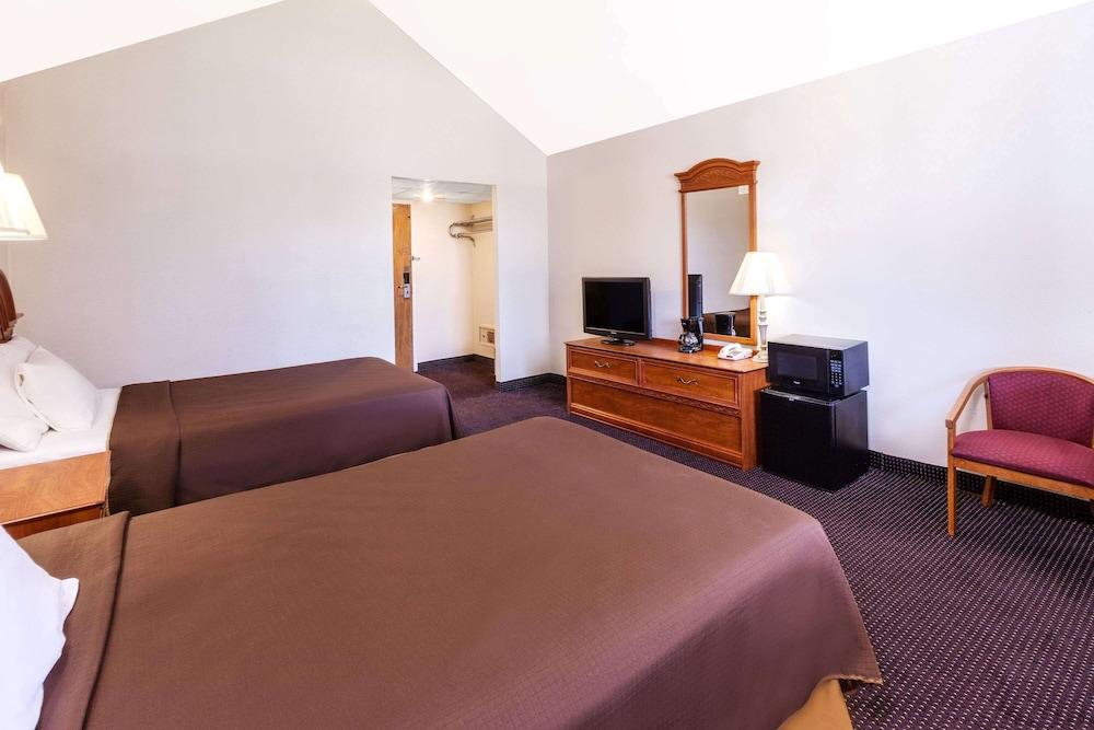 Travelodge by Wyndham Jackson photo 4