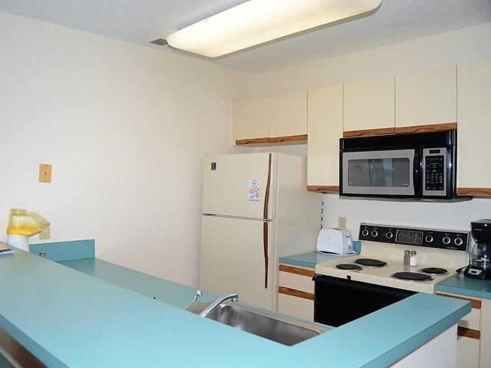 Beach Condominium Hotel photo 33
