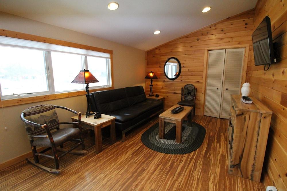 LakeFront Lodge photo 28