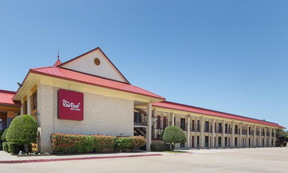 Red Roof Inn PLUS+ Dallas – Addison photo 38