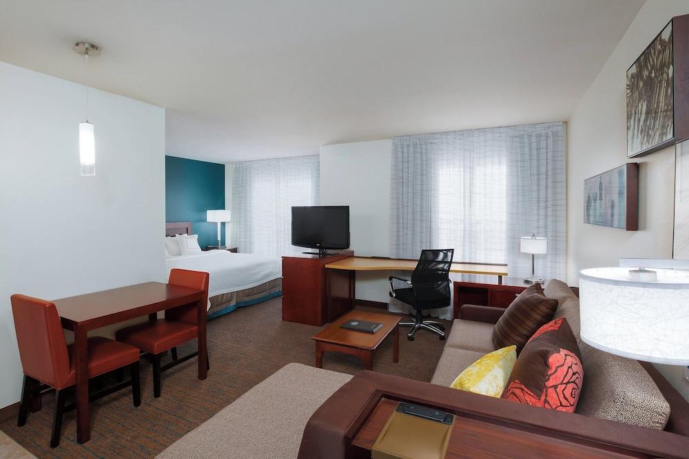 Residence Inn by Marriott Laredo Del Mar photo 9