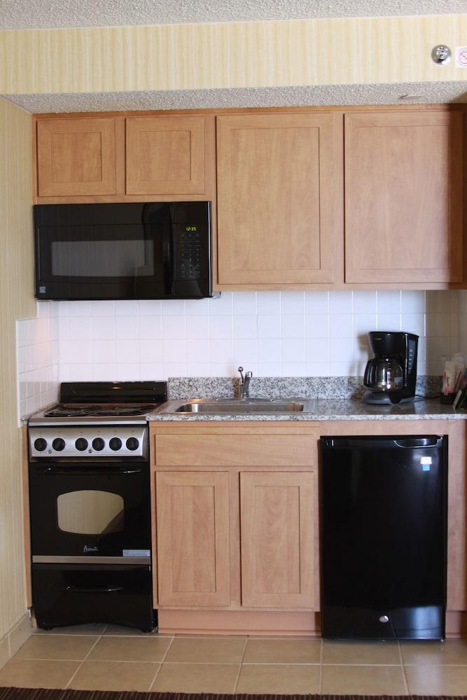 The Barclay Towers Resort Hotel photo 15