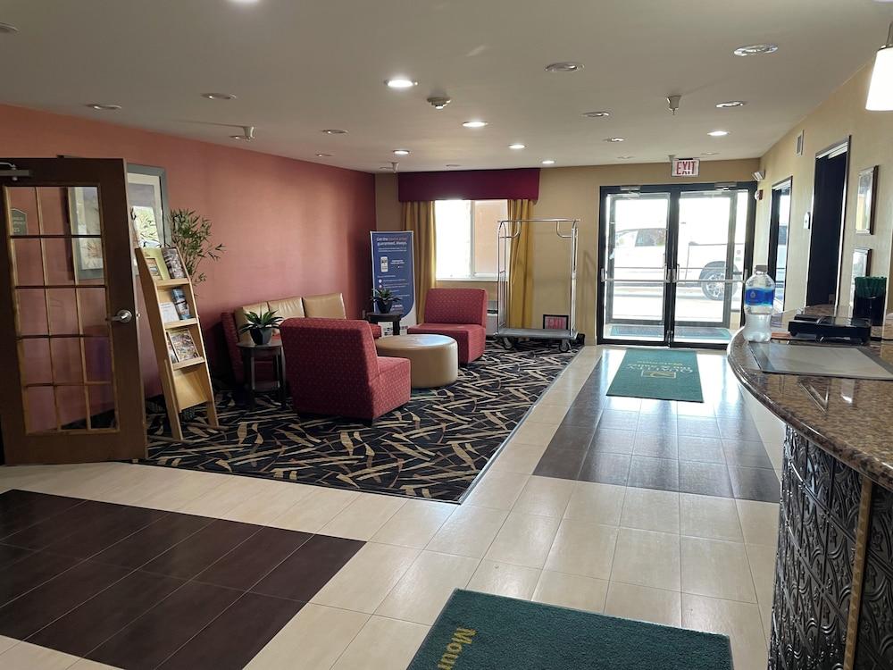 Quality Inn & Suites Mount Pleasant photo 4