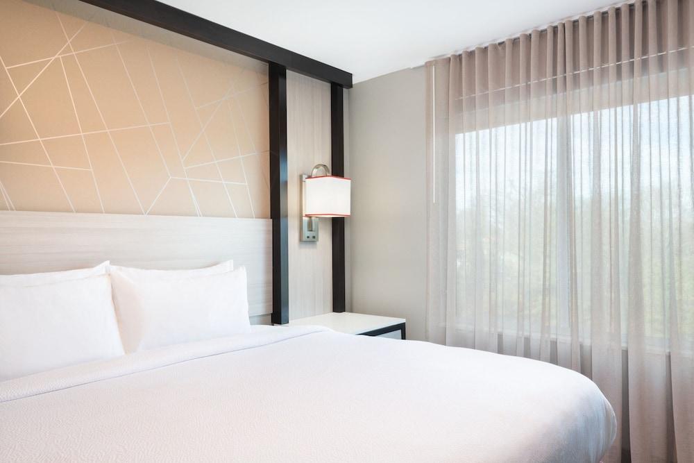 SPRINGHILL SUITES BY MARRIOTT CONYERS photo 3