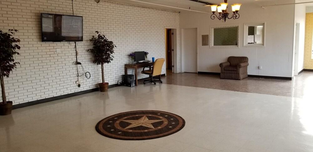 Americas Premier Inn photo 2