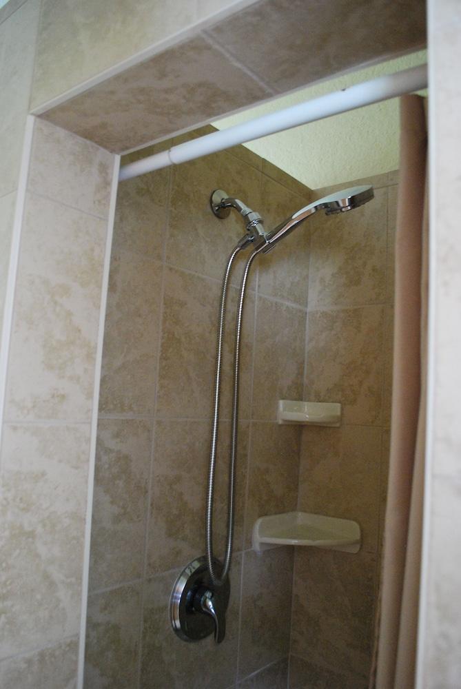 Mar Bay Motel &Suites photo 62