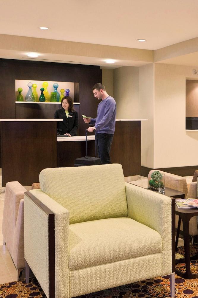 Courtyard by Marriott Newburgh Stewart Airport photo 3
