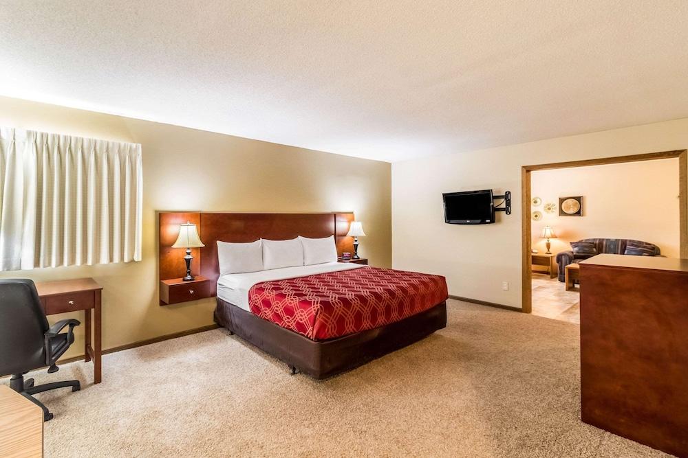 Econo Lodge Valley City photo 23