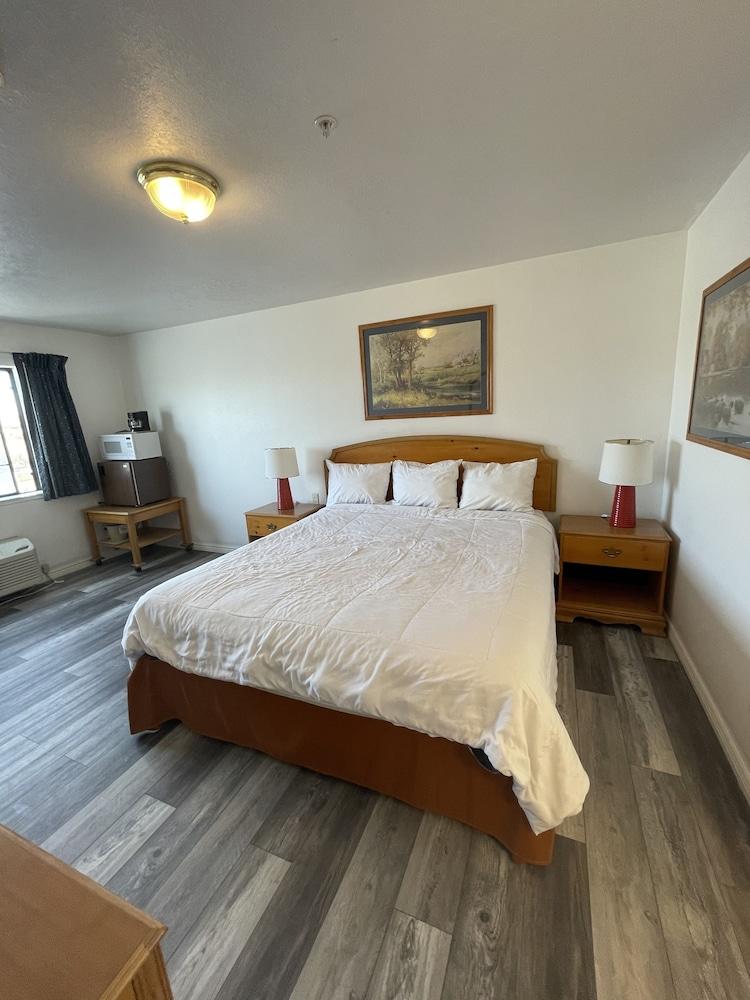 Quality Inn Carlin photo 14