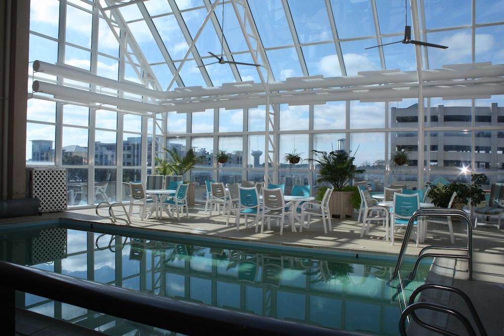 Four Sails Resort photo 37