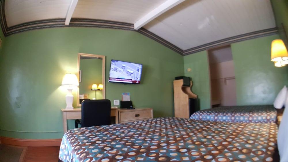 Stardust Inn photo 40