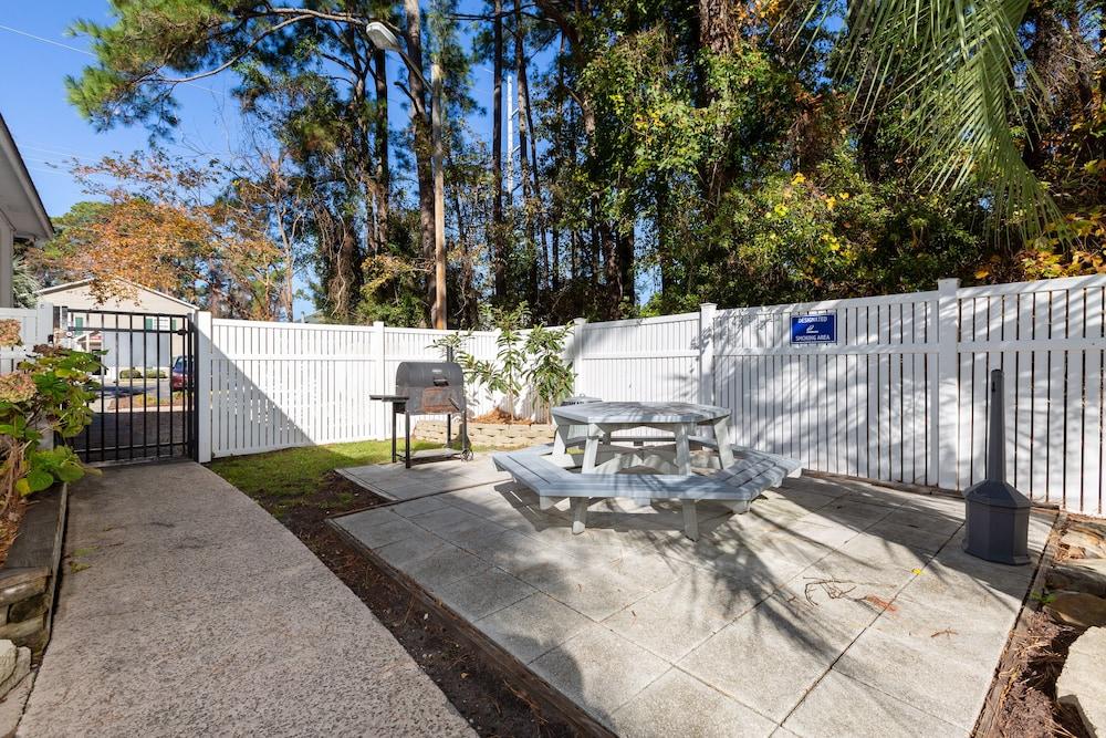 Country Club Villas photo 63