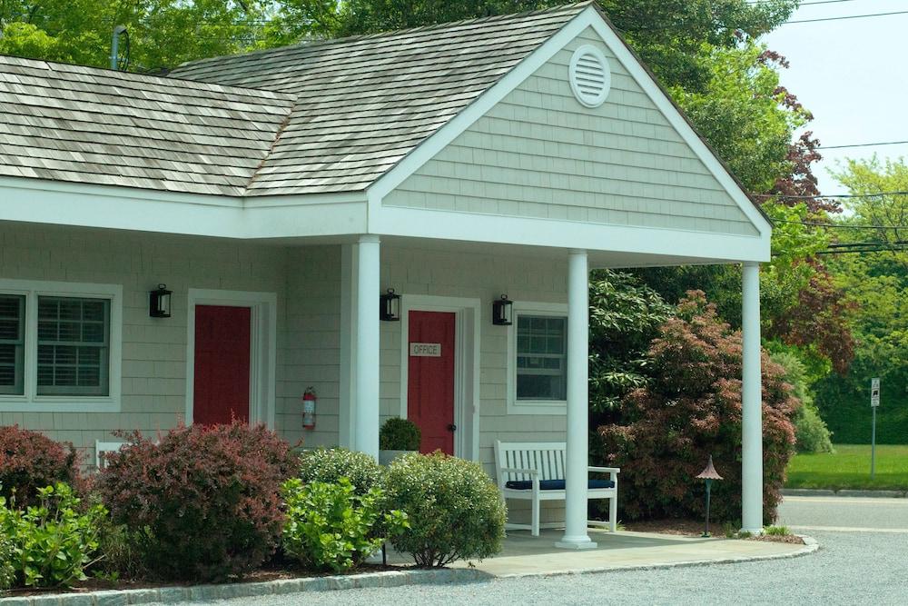 Southampton Village Motel photo 12