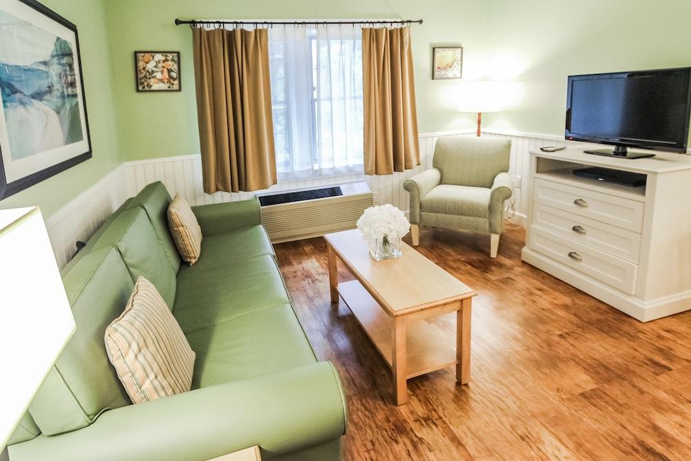 Holly Tree Resort photo 12