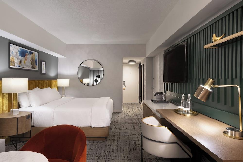 voco Chicago Downtown - Riverwalk by IHG photo 37