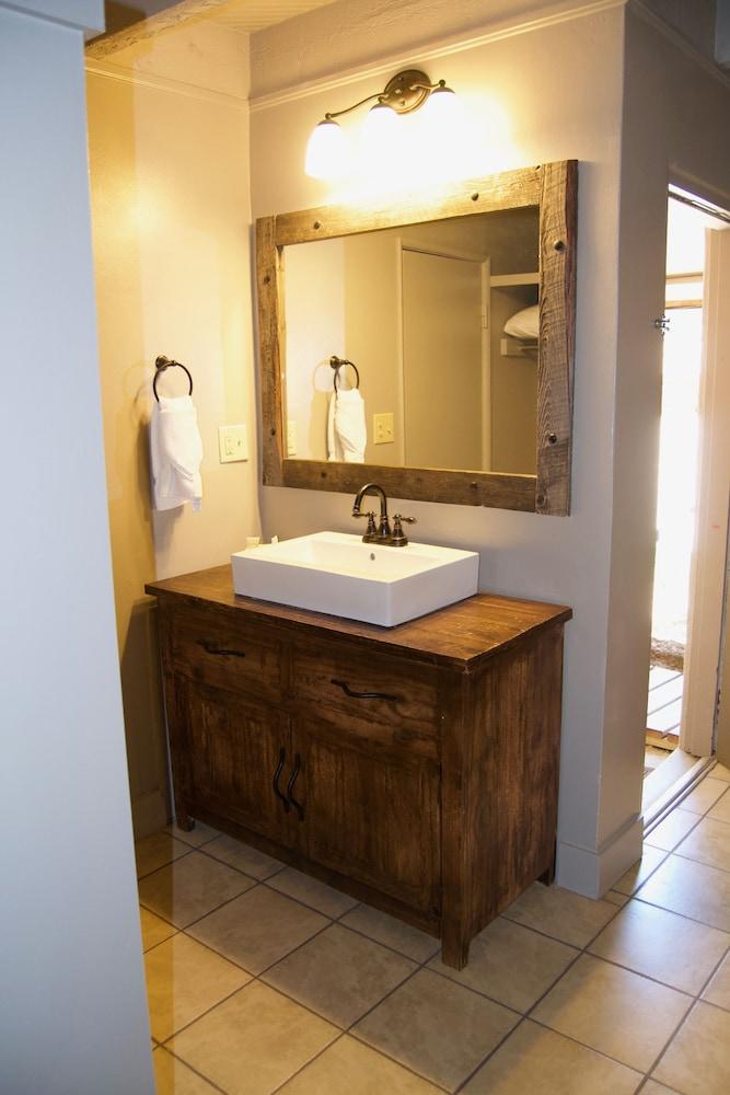 Pendaries Village Lodge photo 6
